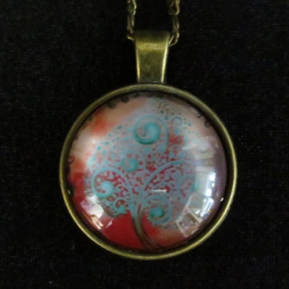 New World Glass Necklace Colorful Tree of Life Cabochon Pendant Brass Unisex 18"